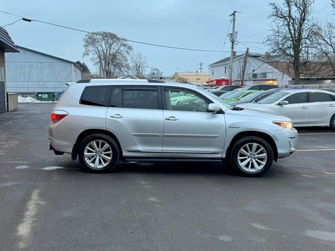 Used 2013 Toyota Highlander Limited image 19