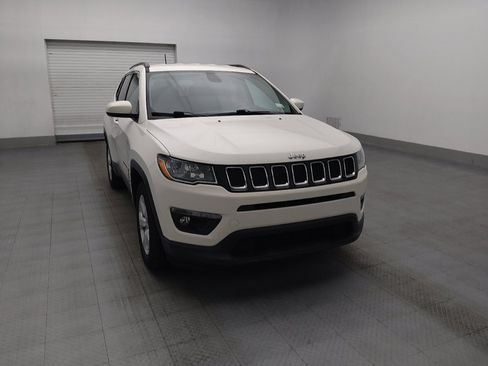 Used 2018 Jeep Compass Latitude w/ Popular Equipment Group FWD image 14