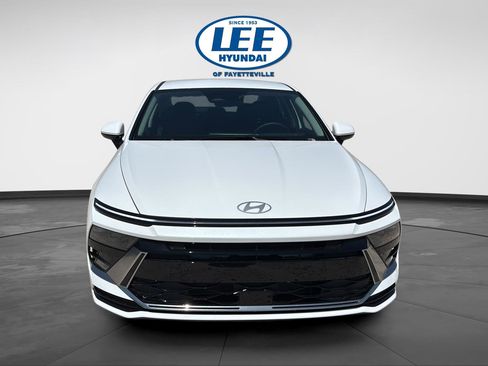 New 2026 Hyundai Sonata SEL image 2