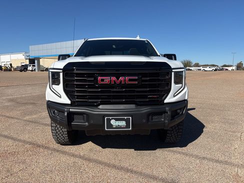 Certified 2025 GMC Sierra 1500 AT4X image 9