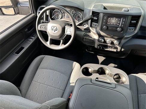 Used 2024 RAM 2500 Tradesman w/ Chrome Appearance Group image 14