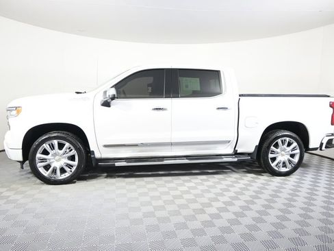 Used 2022 Chevrolet Silverado 1500 High Country w/ High Country Premium Package image 2