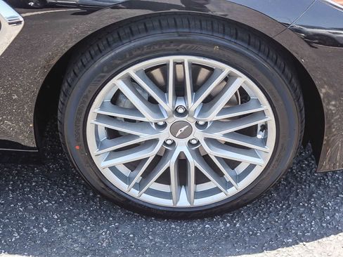 Used 2021 Genesis G70 2.0T RWD image 12