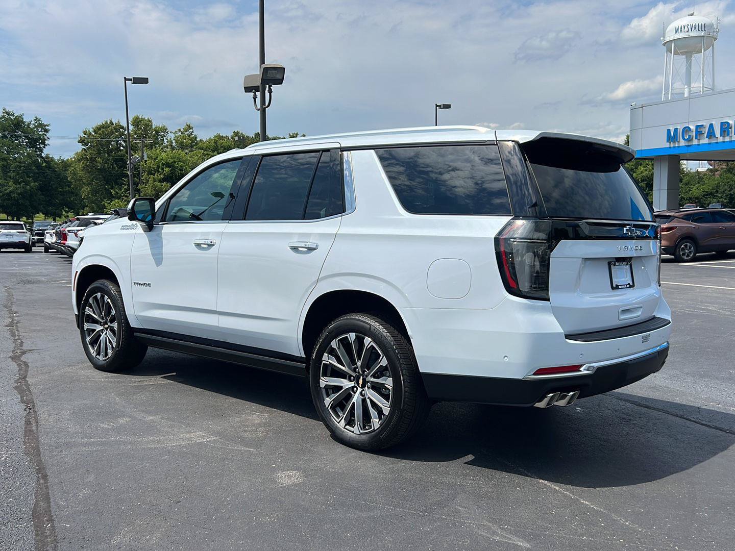 New 2026 Chevrolet Tahoe High Country AWD/4WD image 4