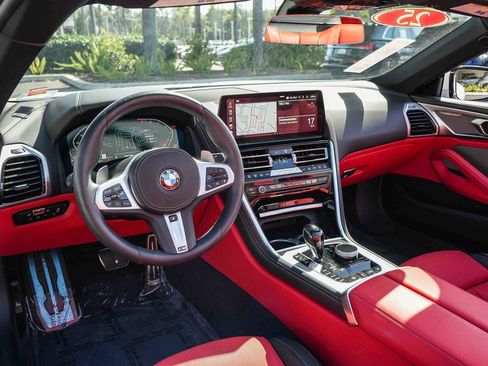 Used 2025 BMW 840i Convertible w/ Comfort Seating Package RWD image 22