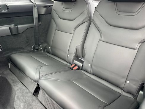 New 2025 Volvo EX90 Plus w/ Protection Package Premier image 16