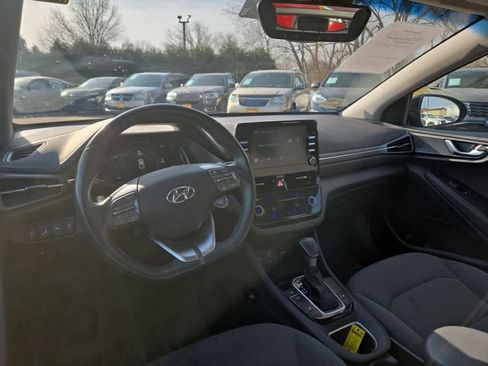 Used 2021 Hyundai Ioniq SEL image 10