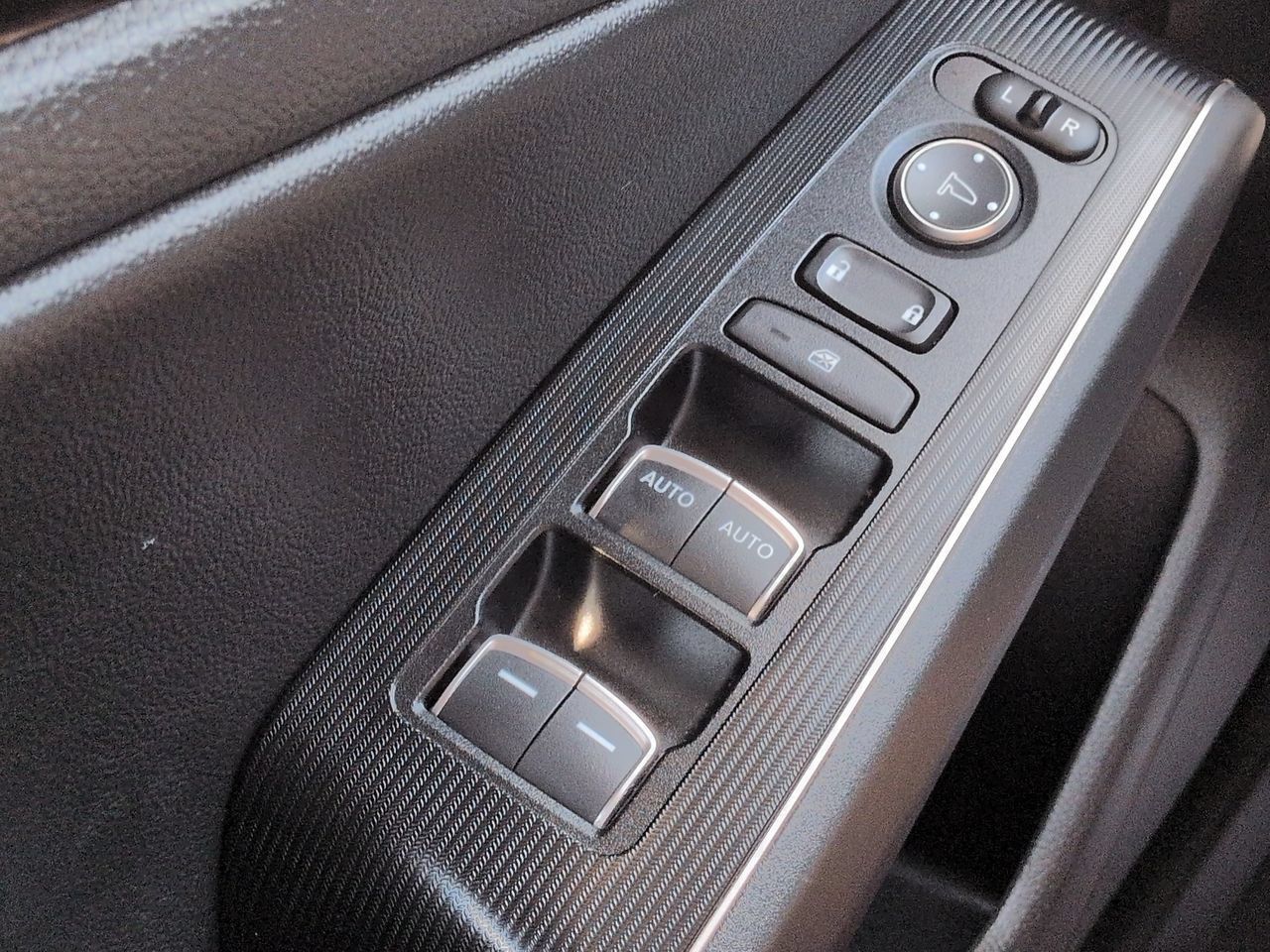 Used 2024 Honda Civic Touring image 24