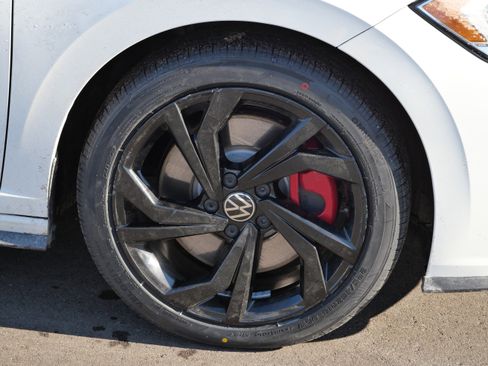 Certified 2023 Volkswagen Jetta GLI Autobahn image 15