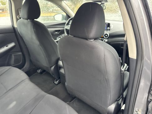 Used 2024 Nissan Sentra S image 31