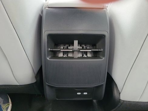 New 2026 Jeep Cherokee Limited AWD/4WD image 11