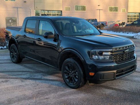 Used 2023 Ford Maverick XLT w/ Black Appearance Package image 2