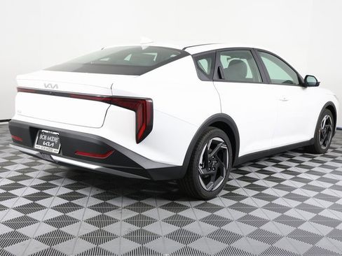 New 2025 Kia K4 EX image 5