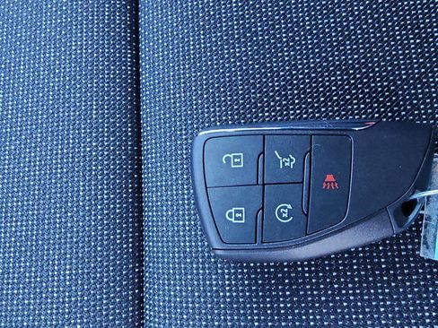 New 2026 Chevrolet Traverse LT w/ LPO, Floor Liner Package FWD image 26