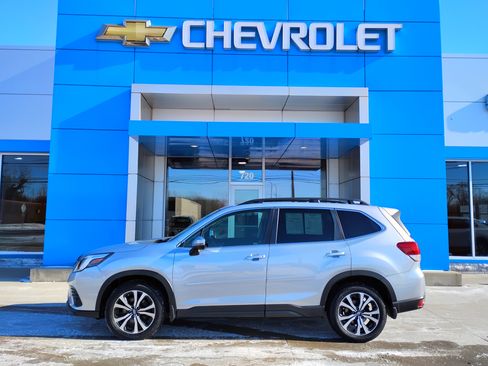 Used 2022 Subaru Forester Limited w/ Popular Package #2 image 31