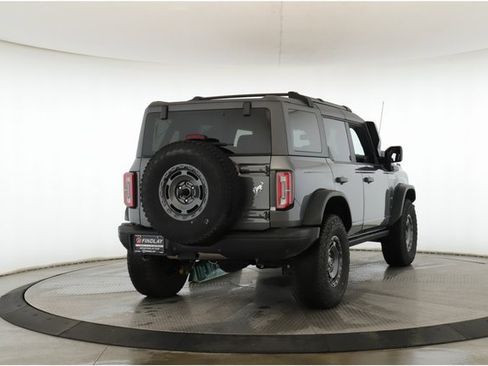 Used 2024 Ford Bronco Everglades image 7