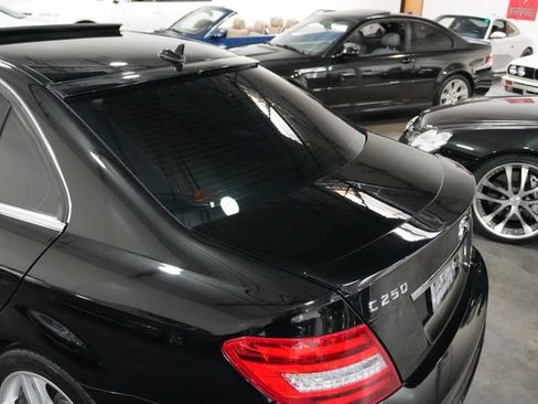 Used 2012 Mercedes-Benz C 250 Sedan image 12