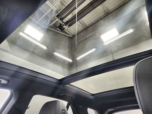 Used 2022 Mercedes-Benz GLE 350 4MATIC image 17