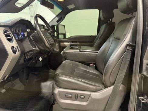 Used 2014 Ford F250 Lariat w/ Lariat Interior Package AWD/4WD image 15