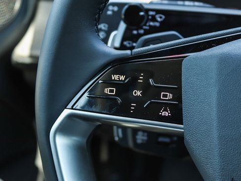 New 2026 Audi Q3 quattro 2.0T AWD/4WD image 18
