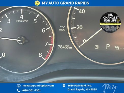 Used 2020 MAZDA MAZDA3 Hatchback w/ Preferred Package FWD image 18