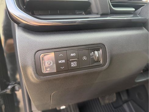 New 2026 GMC Terrain AT4 w/ Convenience Package III image 28