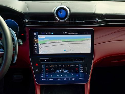 Used 2023 Maserati Grecale Modena image 49