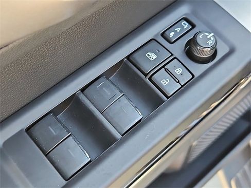 Used 2024 Toyota Tundra Limited image 22