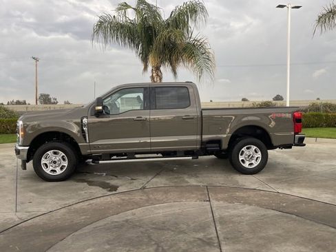 New 2026 Ford F250 XLT w/ XLT Premium Package image 2