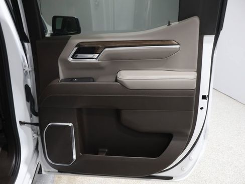 Used 2022 Chevrolet Silverado 1500 LT w/ Max Trailering Package image 22