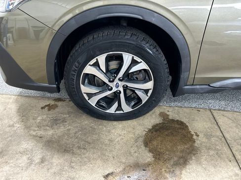 Used 2020 Subaru Outback Touring XT AWD/4WD image 33