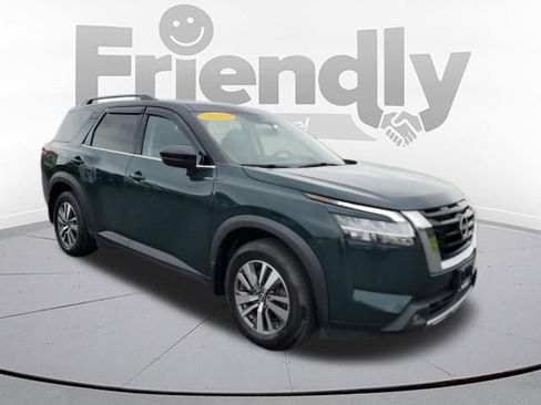 Used 2022 Nissan Pathfinder SL AWD/4WD image 7