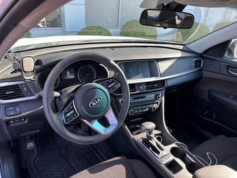 Used 2020 Kia Optima LX FWD image 9