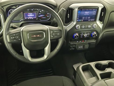 Used 2022 GMC Sierra 2500 SLE w/ SLE Value Package; AWD/4WD image 29