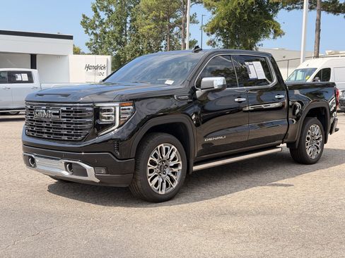 Used 2026 GMC Sierra 1500 Denali Ultimate AWD/4WD image 7