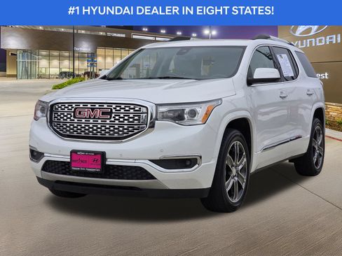 Used 2018 GMC Acadia Denali FWD image 2