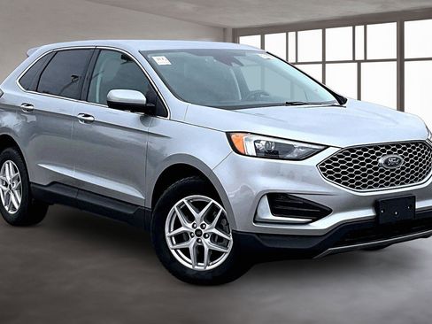 Used 2023 Ford Edge SEL AWD/4WD image 13