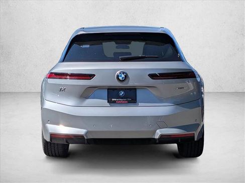 New 2026 BMW iX xDrive60 image 7