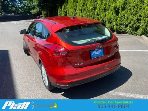 Used 2018 Ford Focus Electric Hatchback FWD image 8