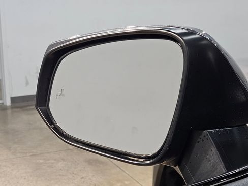 Used 2019 Toyota RAV4 Limited w/ Cold Weather Package FWD image 22