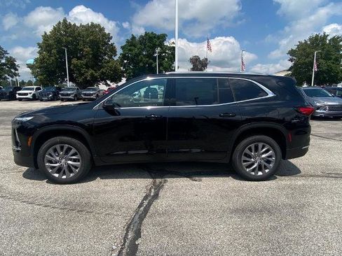 New 2025 Buick Enclave Preferred w/ Power Package image 2