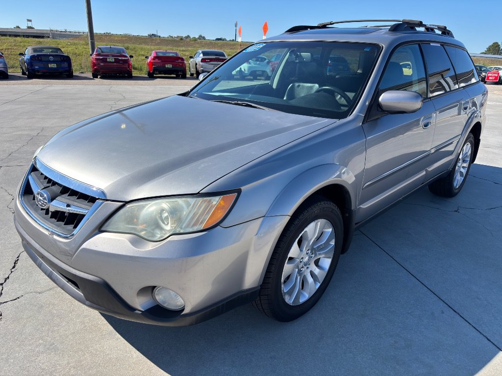 Used 2009 Subaru Outback 2.5i Limited AWD/4WD image 8