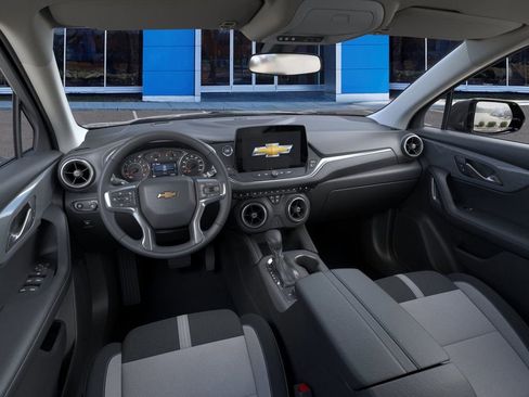 New 2025 Chevrolet Blazer LT image 15