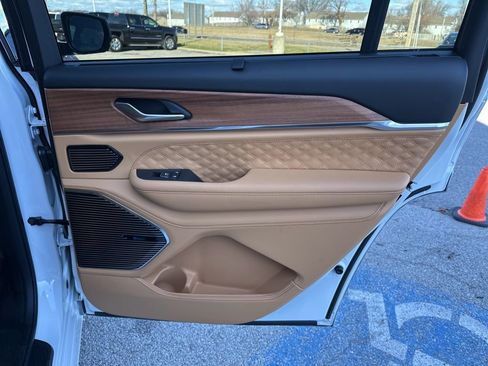 New 2025 Jeep Grand Cherokee L Summit image 50