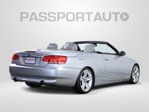 Used 2008 BMW 335i Convertible image 8