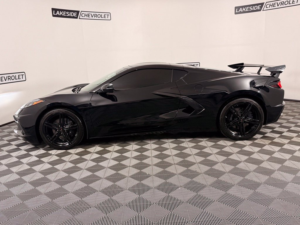 Used 2026 Chevrolet Corvette Stingray Coupe w/ 1LT RWD image 3