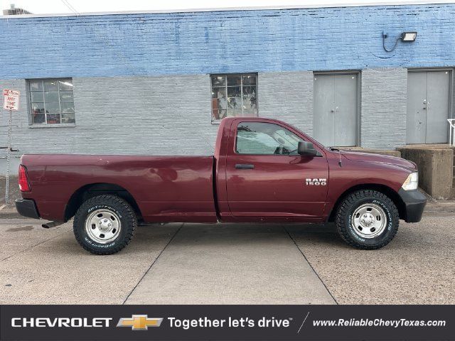 Used 2018 RAM 1500 Express RWD image 3