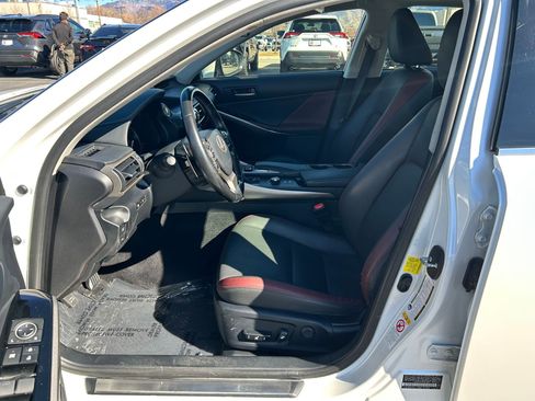 Used 2017 Lexus IS 300 AWD w/ Navigation System Package image 11