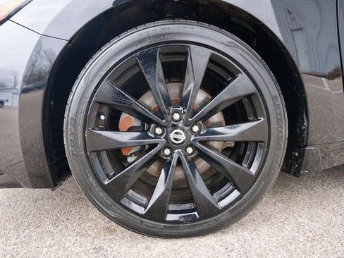 Used 2019 Nissan Maxima SR w/ Premium Package image 34