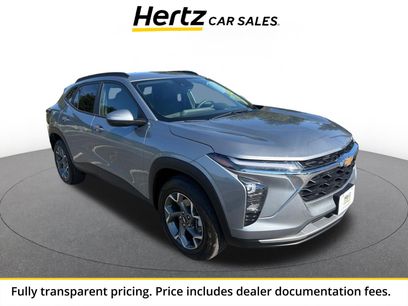 Used 2025 Chevrolet Trax LT